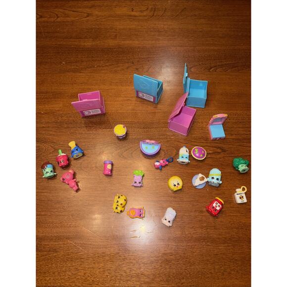 Other - Shopkins Lot Of 20 Pieces Moose Kids Toys Collection Mini Figures